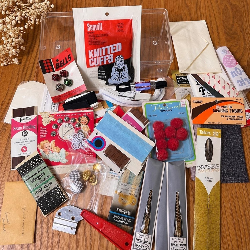 Vintage Sewing‎ Notions Lot Talon Zippers Wright's Trim Bias Tape Scovill